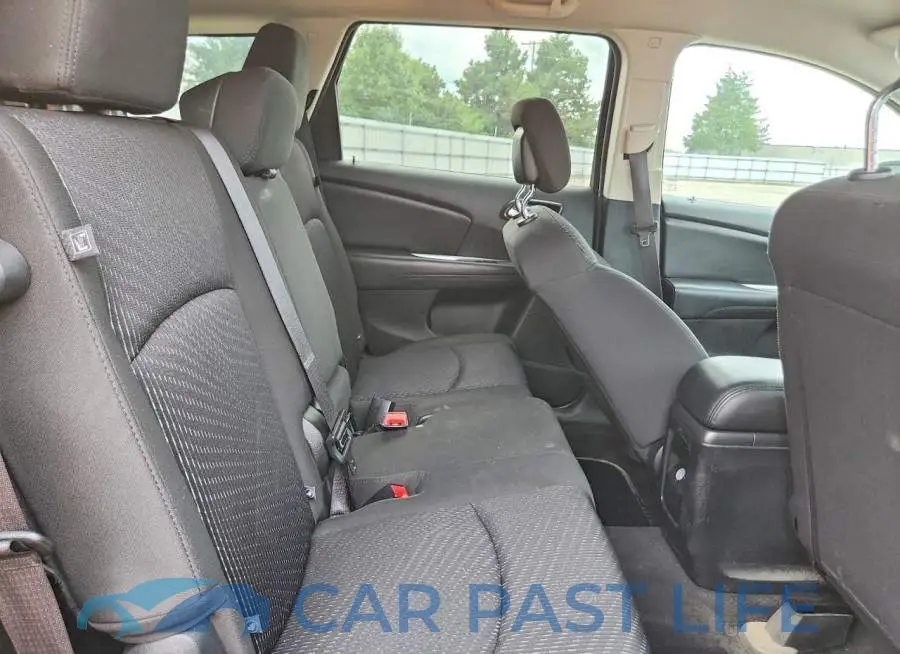 3C4PDCAB3JT275161# 11