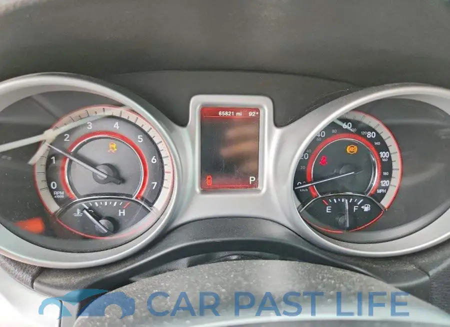 3C4PDCAB3JT275161# 9