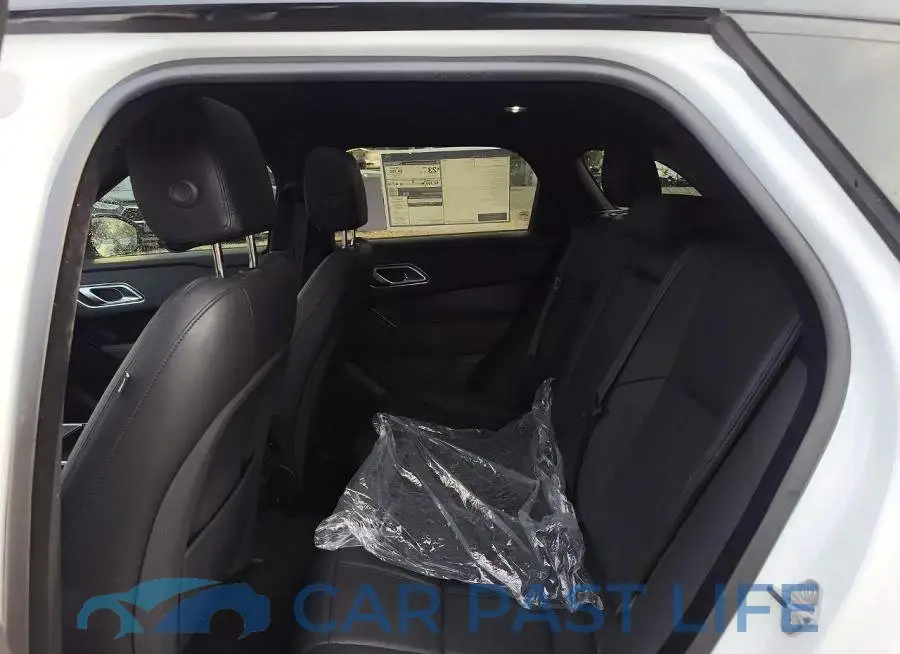 SALYL2EX5TA814003# 11