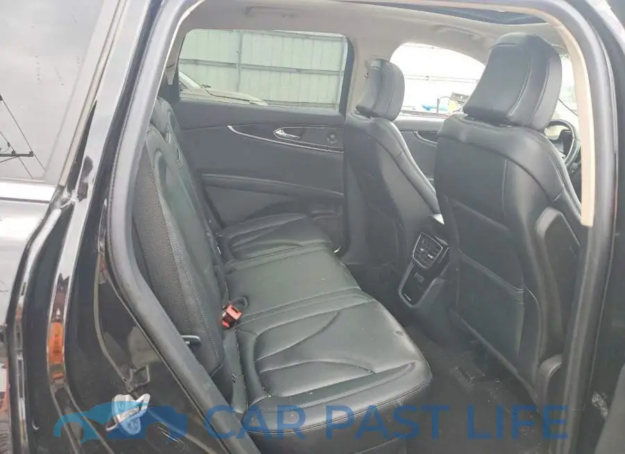 2LMPJ8K95PBL01572# 11