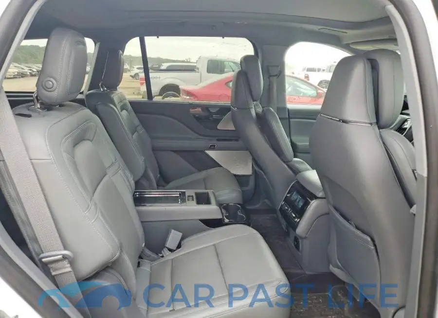 5LM5J7XC2LGL22560# 10