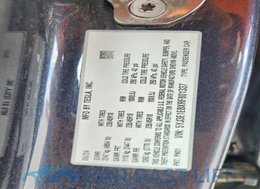 5YJ3E1EBXRF801337# 12