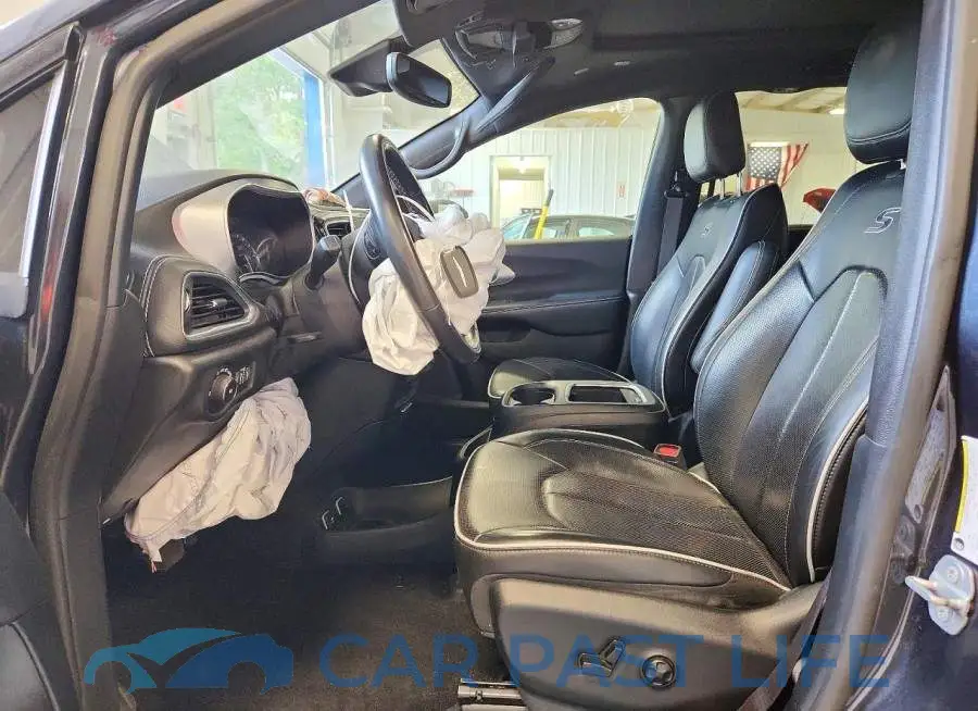 2C4RC1GGXLR116968# 7