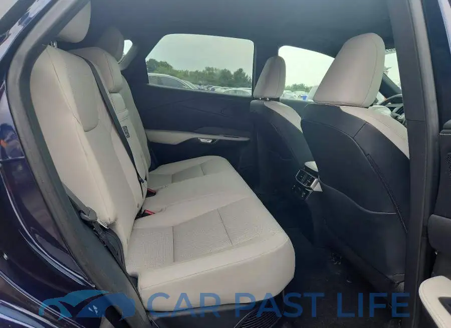 2T2BBMCA8RC038167# 11