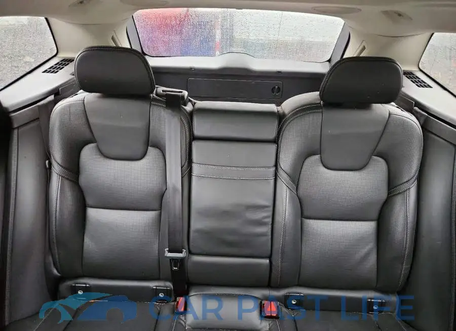 YV4102RL1M1696541# 10
