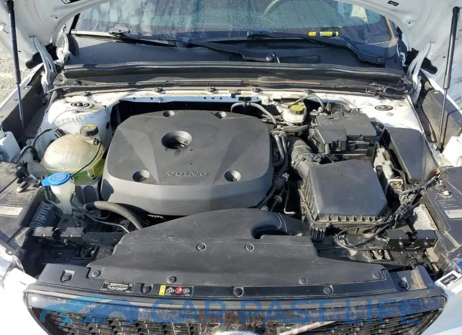 YV4162UM5L2348409# 11