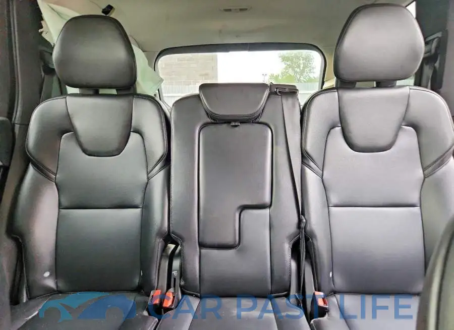 YV4L12PK0P1934674# 10