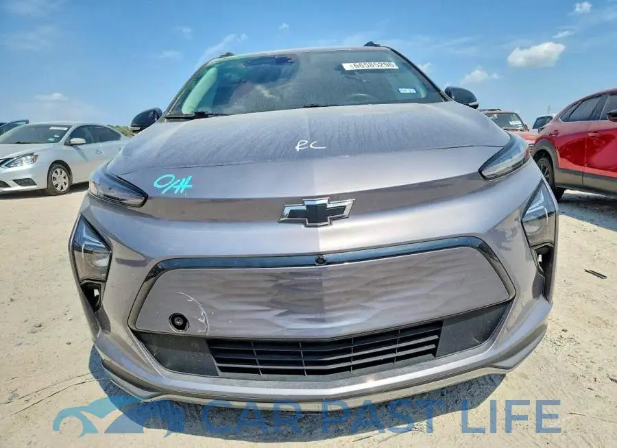 1G1FZ6S06P4165353# 5