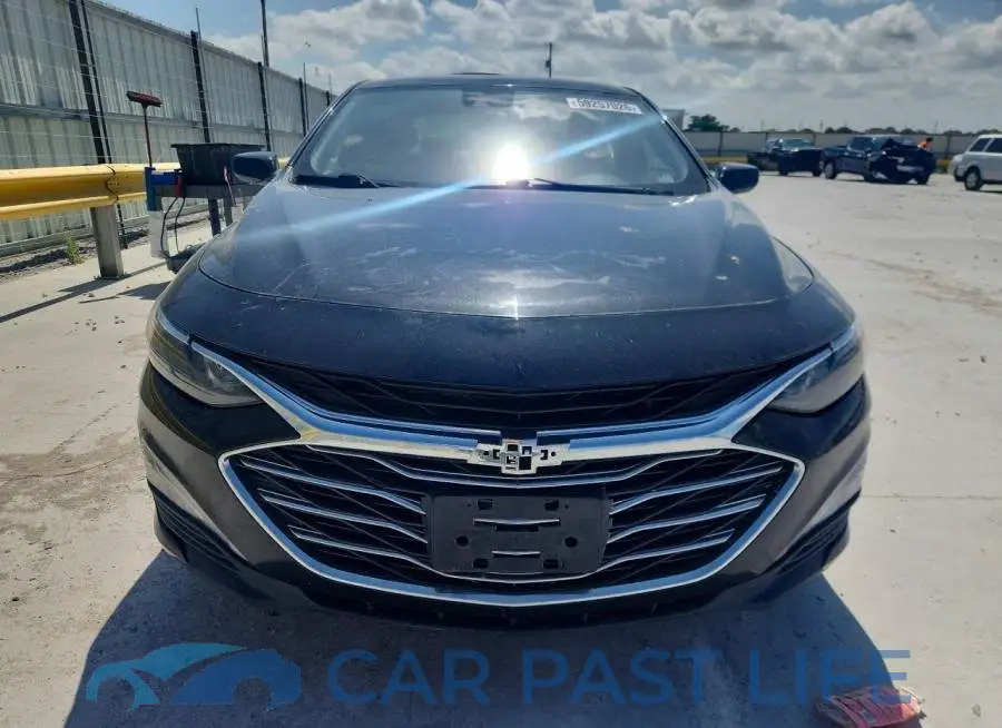 1G1ZD5ST6PF186319# 5