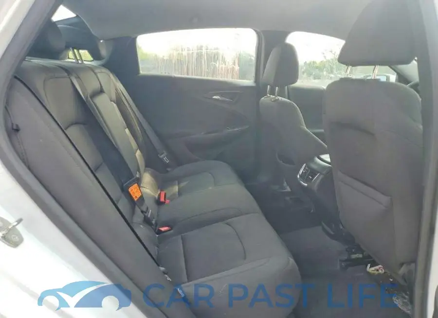 1G1ZD5ST9JF115039# 10