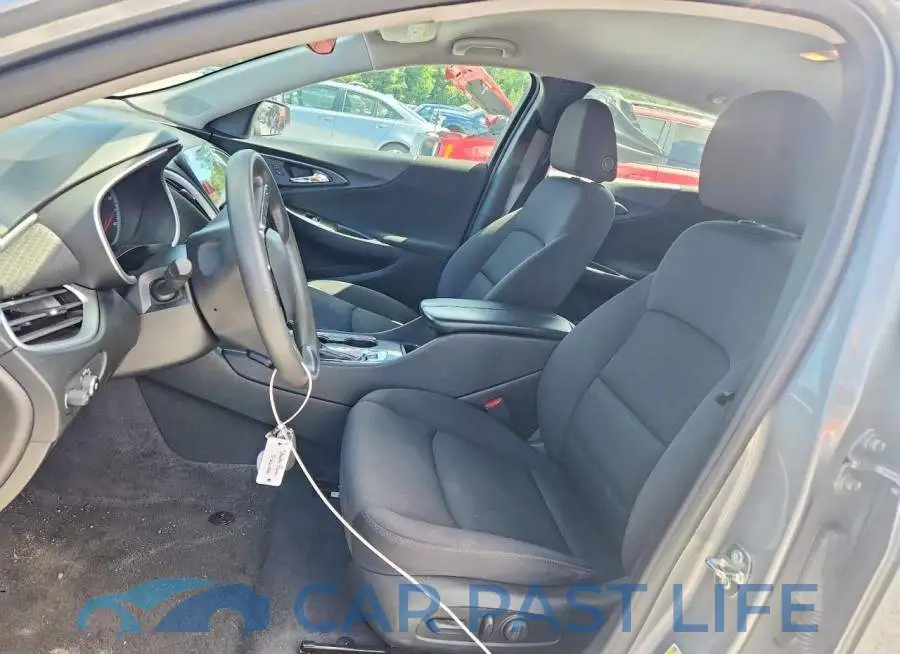 1G1ZD5ST9PF228305# 7