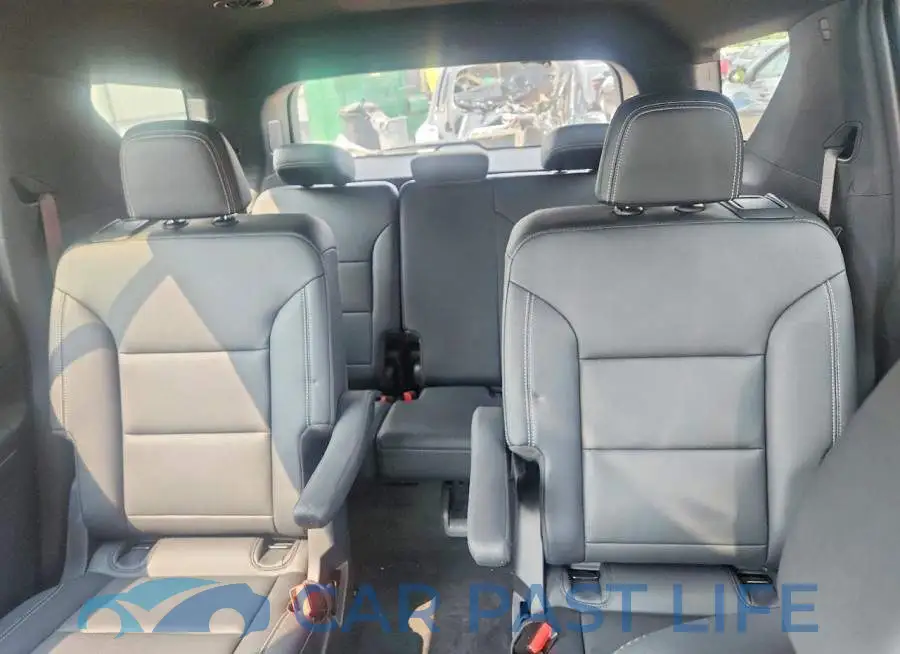 1GNEVGKS5RJ140641# 10