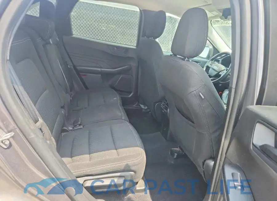 1FMCU9GN1PUA72072# 10