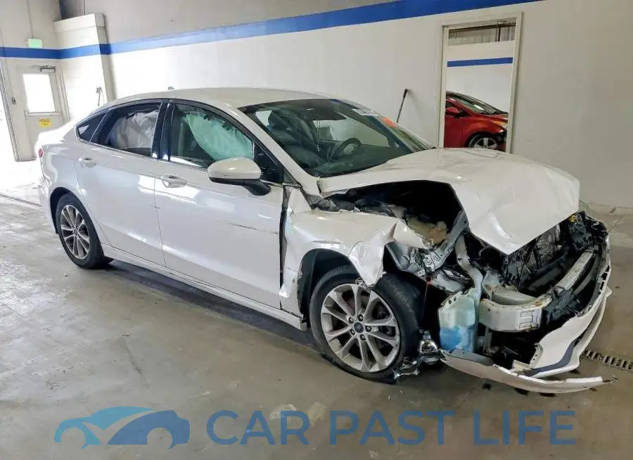 3FA6P0HD9LR258136# 4