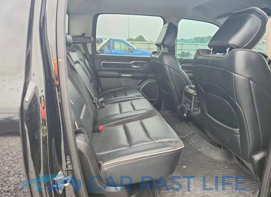 1C6SRFJT2NN214015# 10