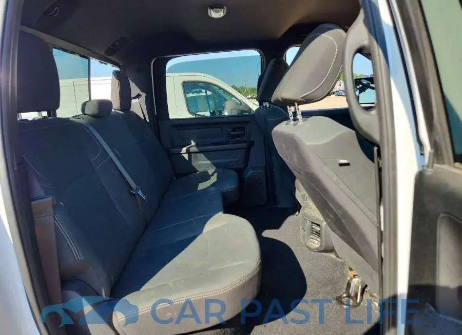 3C6UR5CJ7NG281748# 10