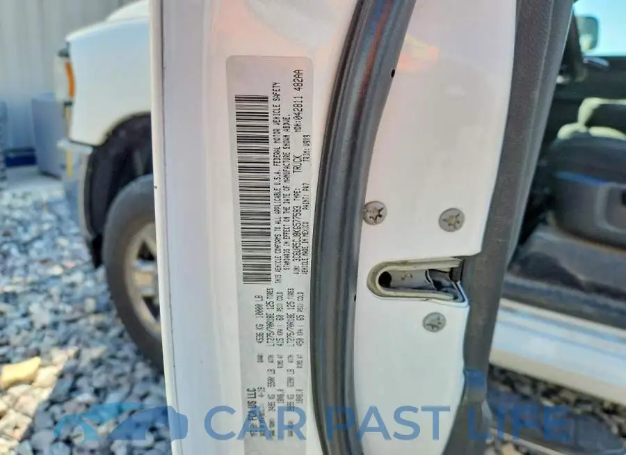 3C6UR5CJ8KG577583# 12