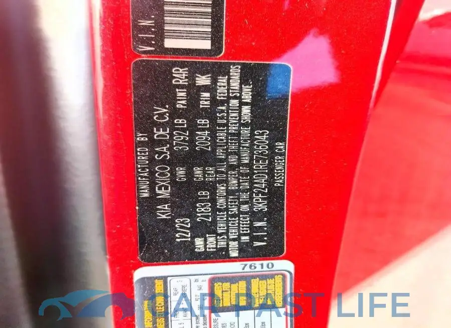 3KPF24AD1RE736043# 12