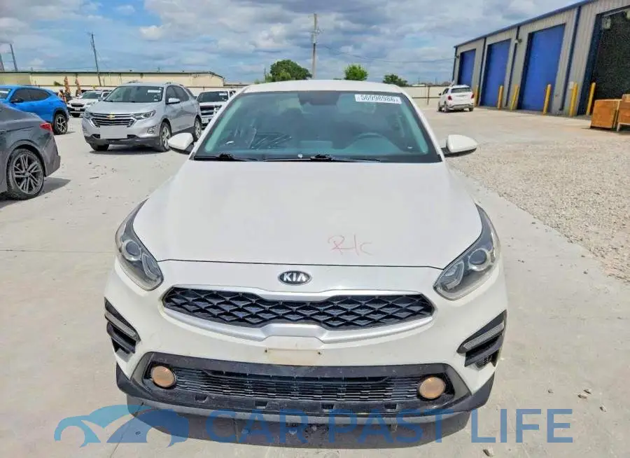 3KPF24AD2ME309947# 5