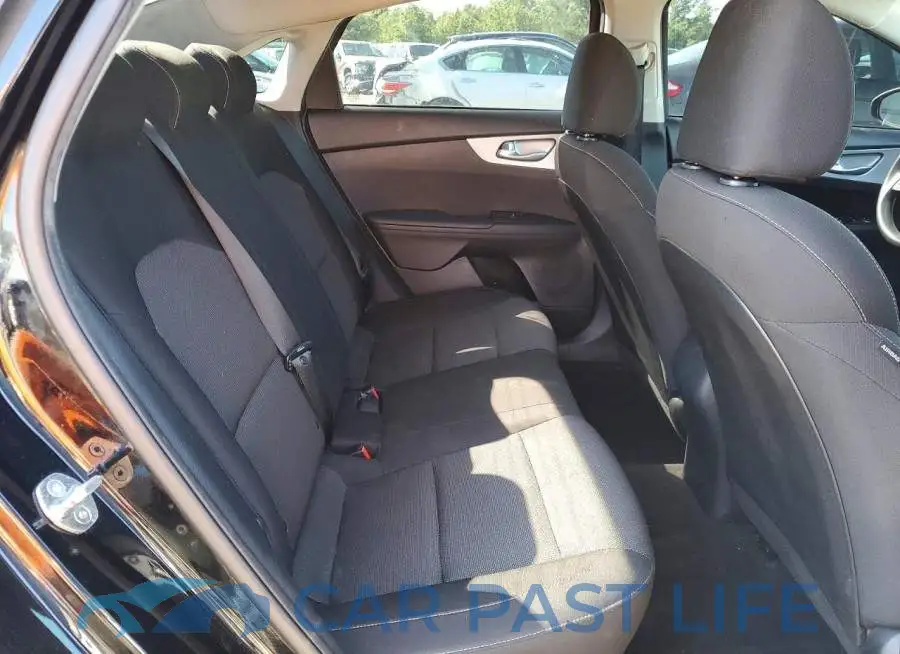 3KPF24AD3PE605323# 10