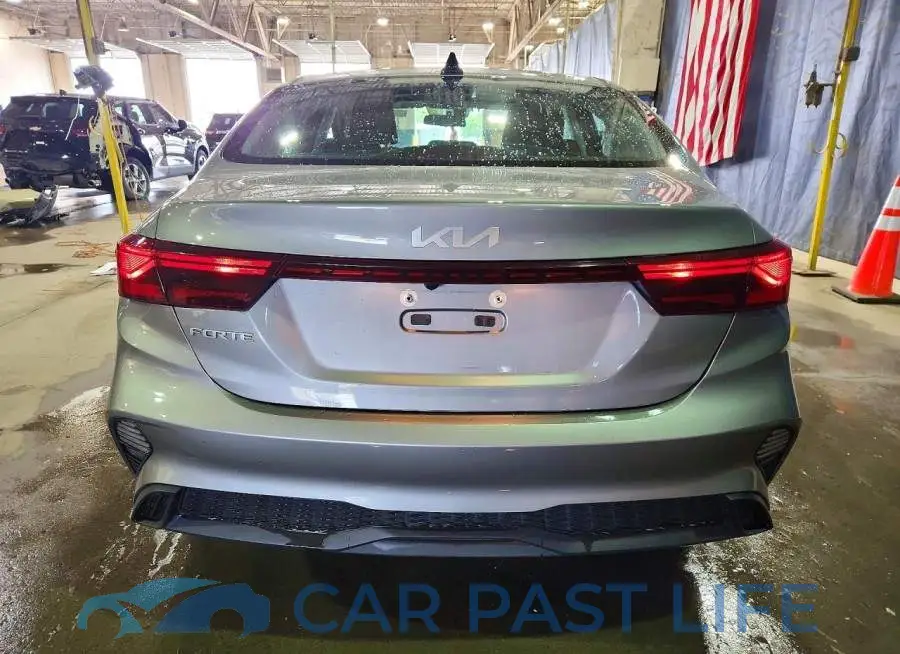 3KPF24AD5RE751841# 6