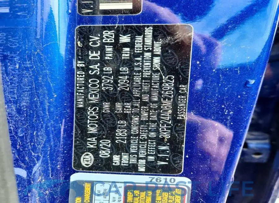 3KPF24AD6ME269825# 12