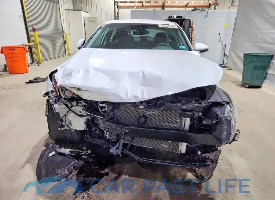 5XXGT4L34KG325657# 5