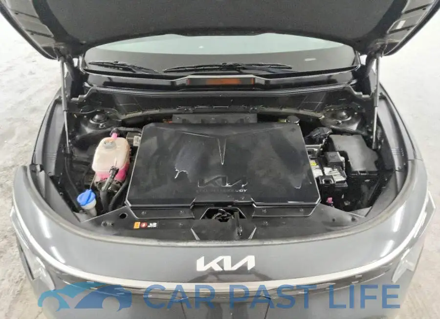KNDCR3L11P5037211# 12