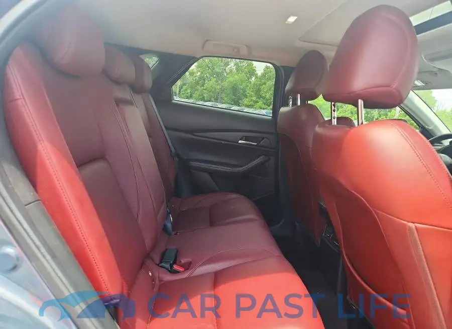 3MVDMBCM1RM618873# 11
