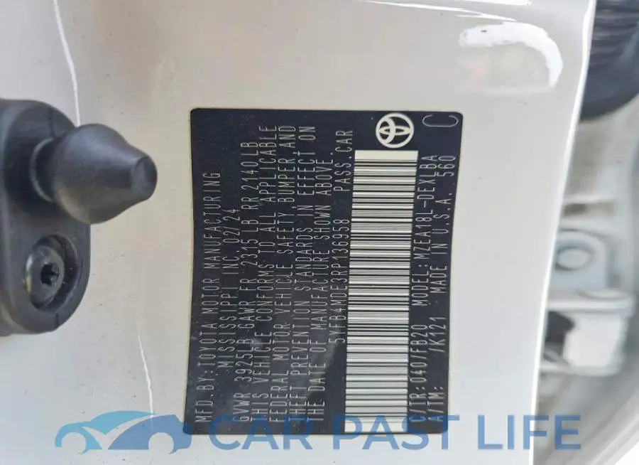 5YFB4MDE3RP136958# 12