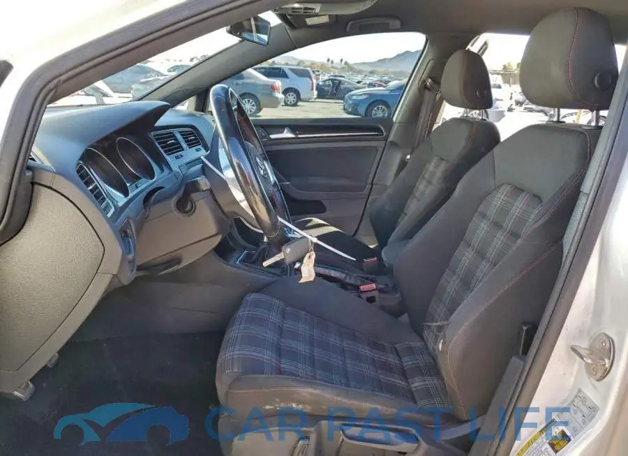 3VW5T7AU8HM076532# 7