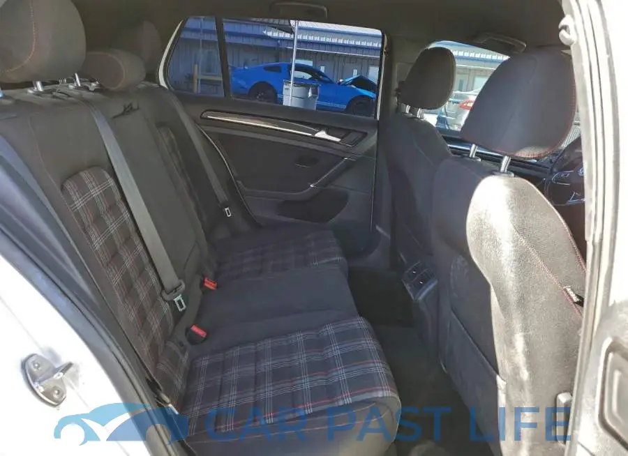 3VW5T7AU8HM076532# 10