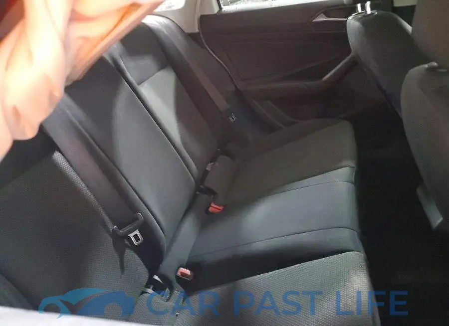 3VWCB7BU6LM031770# 10