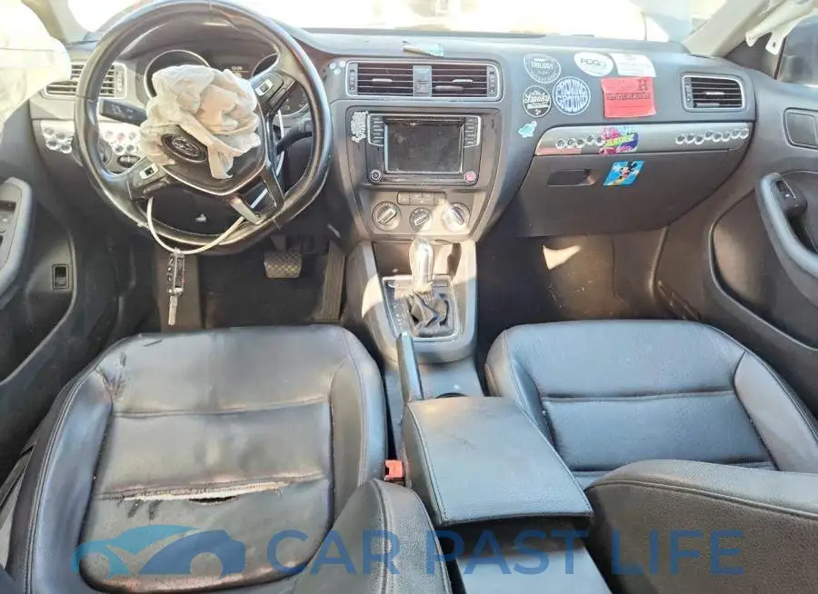 3VWDB7AJ0HM201009# 8
