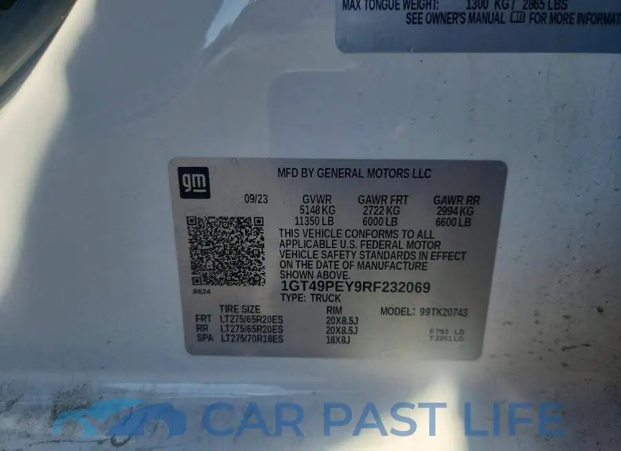 1GT49PEY9RF232069# 12