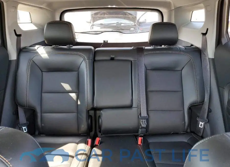 3GKALVEV7JL358895# 10