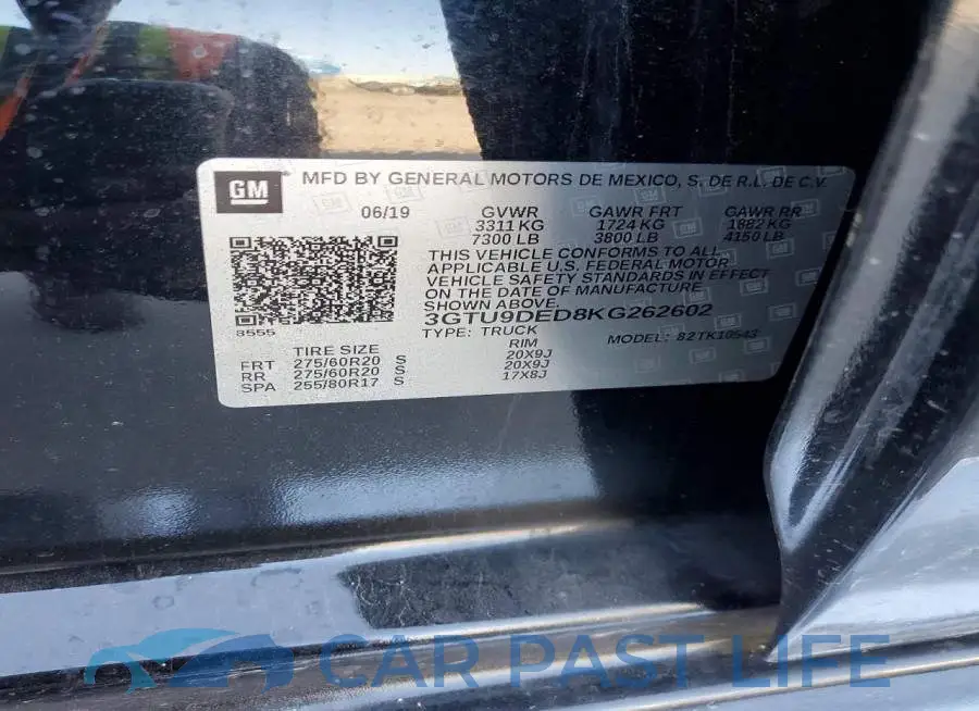 3GTU9DED8KG262602# 12