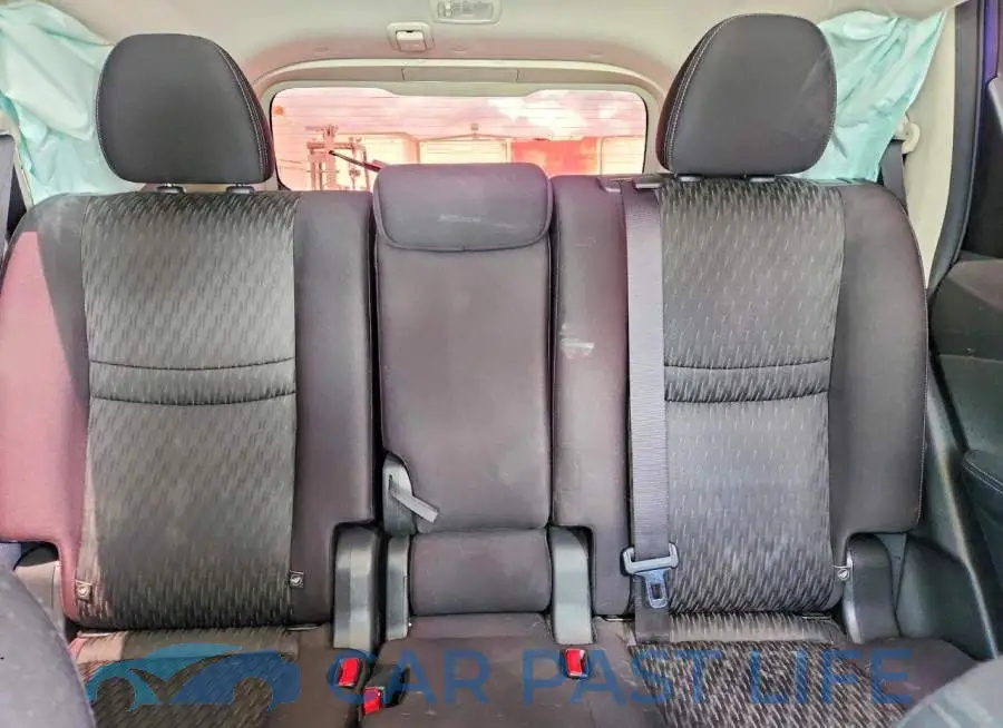 JN8AT2MT4KW255072# 10