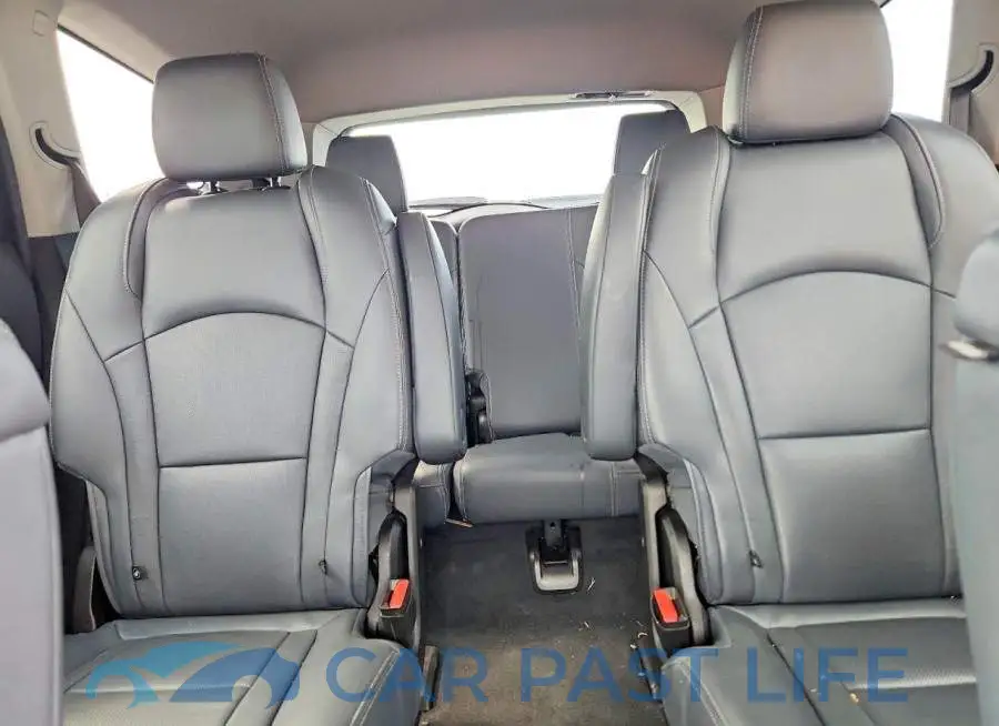 5GAERBKW4MJ217951# 10