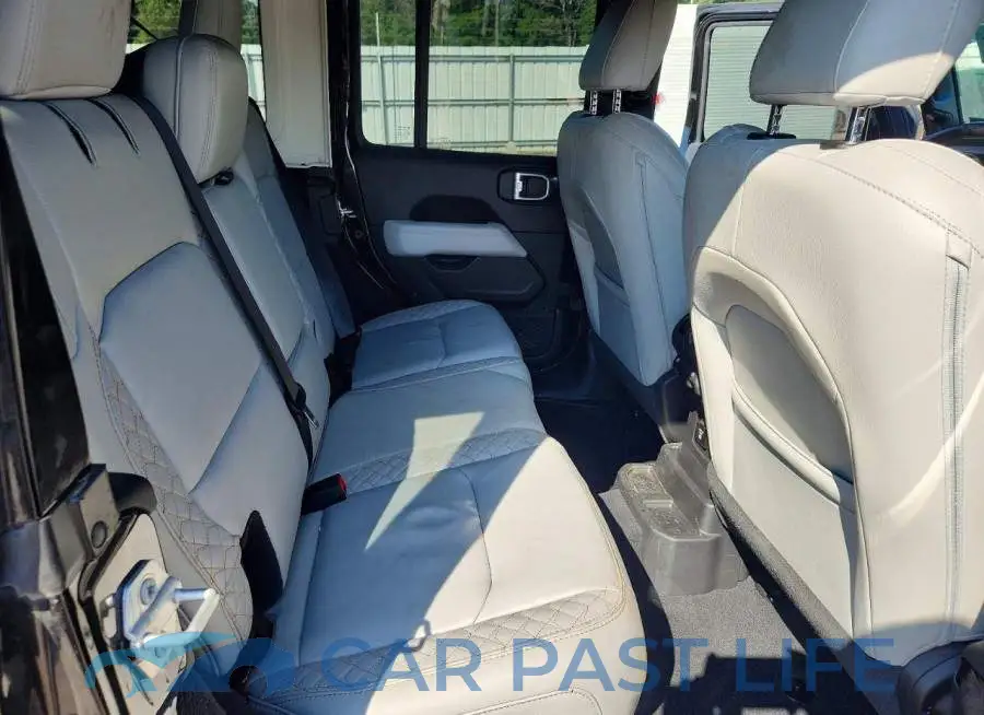 1C4HJXEN3MW854156# 11