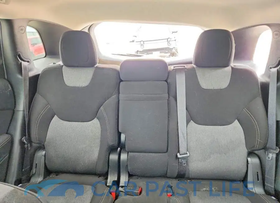 1C4PJLCB3JD574404# 10