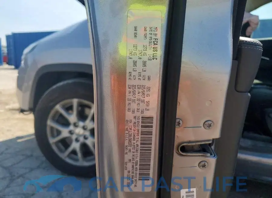 1C4PJLCB8JD605372# 13