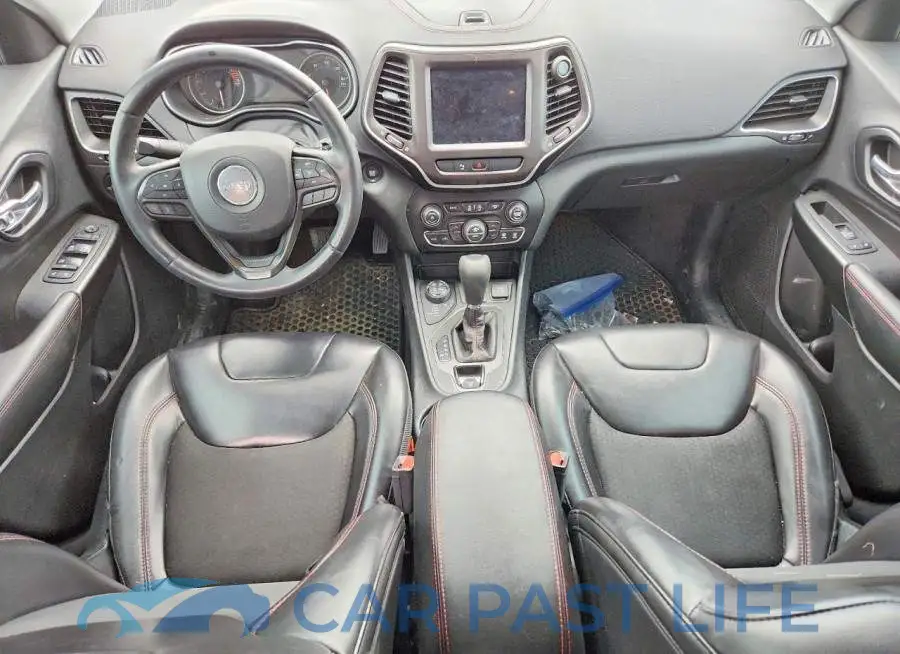 1C4PJMBX3KD106757# 8