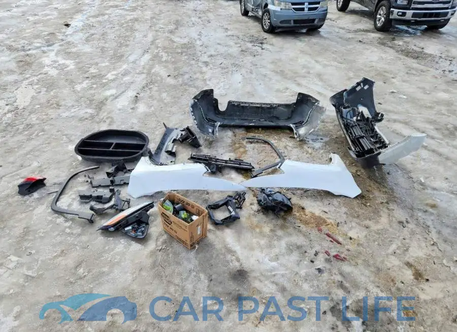 1C4PJMCB8HW576282# 13