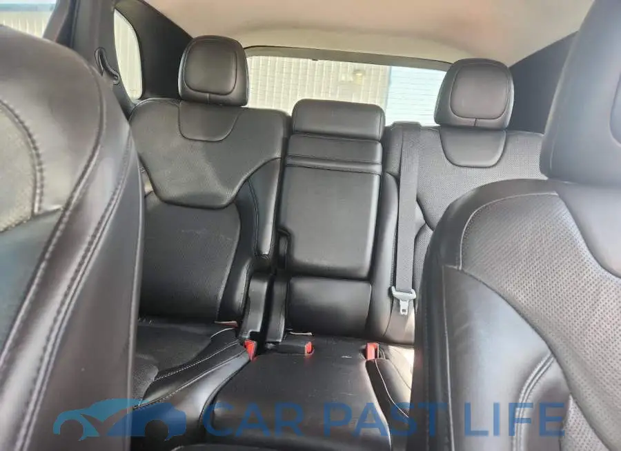 1C4PJMDX0KD157100# 10