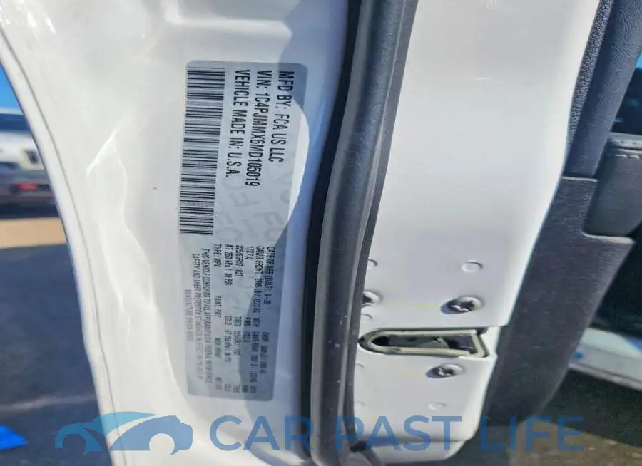 1C4PJMMX6MD105019# 12