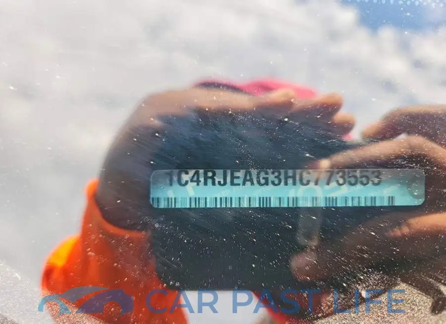 1C4RJEAG3HC773553# 14