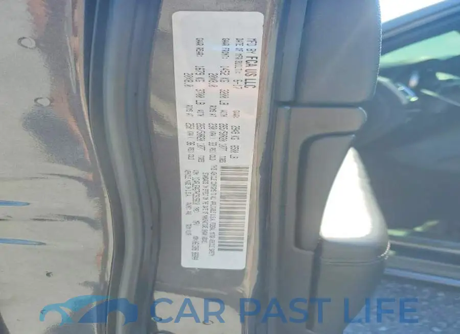 1C4RJEAG7HC915810# 13