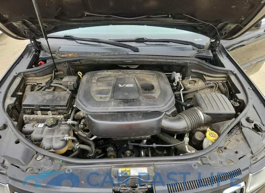 1C4RJFAG2JC268163# 12
