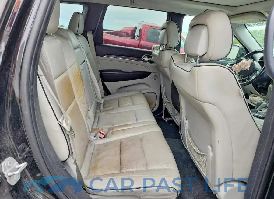 1C4RJFJT5HC735020# 10